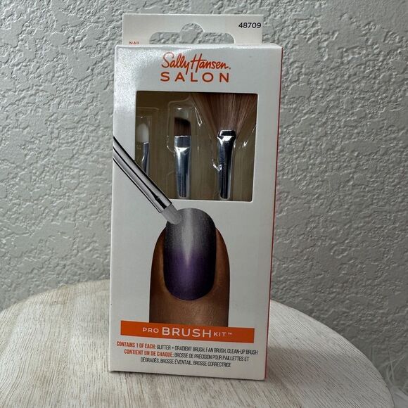 $5 🌙 Sally Hansen Pro Brush Kit NEW 3‎ Piece Nail Art Toolkit NEW - Picture 1 of 7